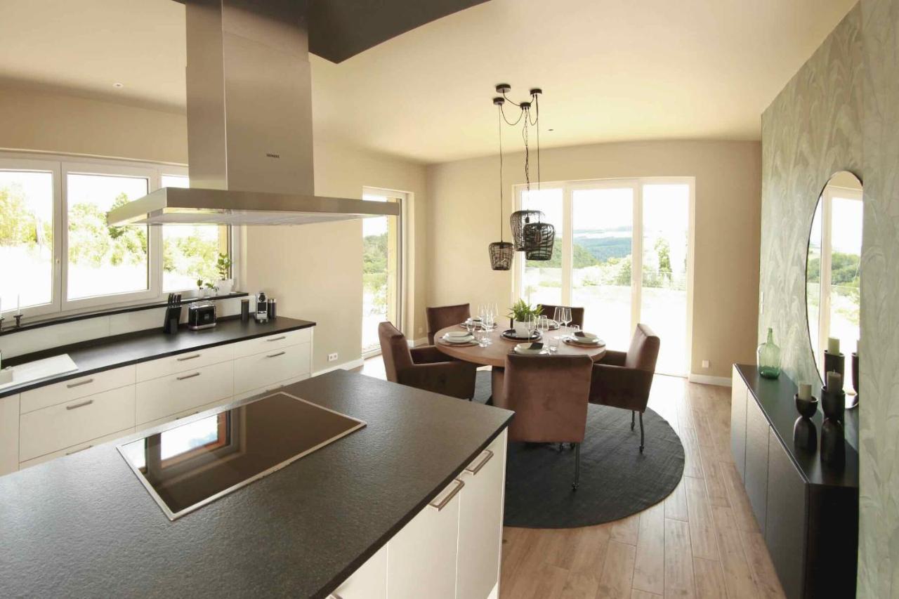 Luxapart Eifel Mit Privater Sauna Harscheid Luaran gambar