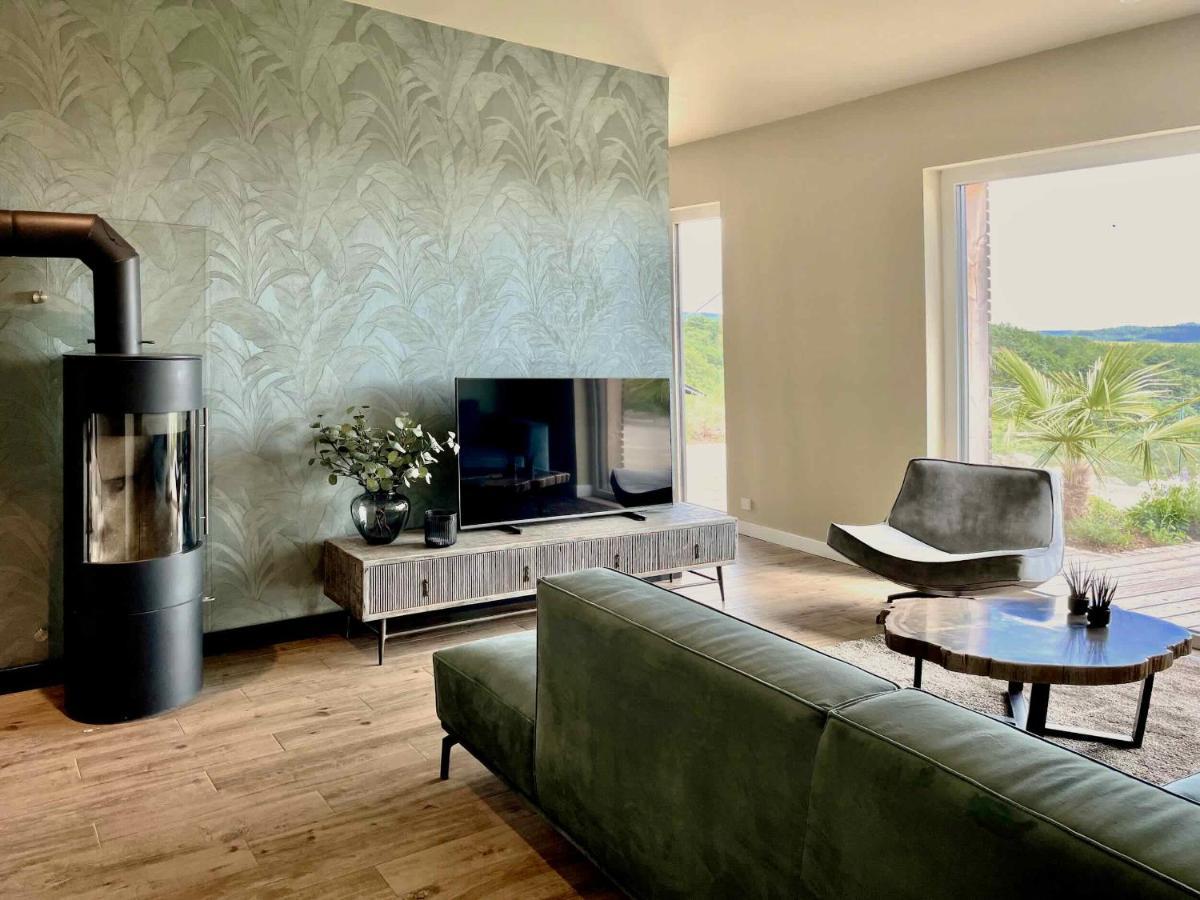 Luxapart Eifel Mit Privater Sauna Harscheid Luaran gambar