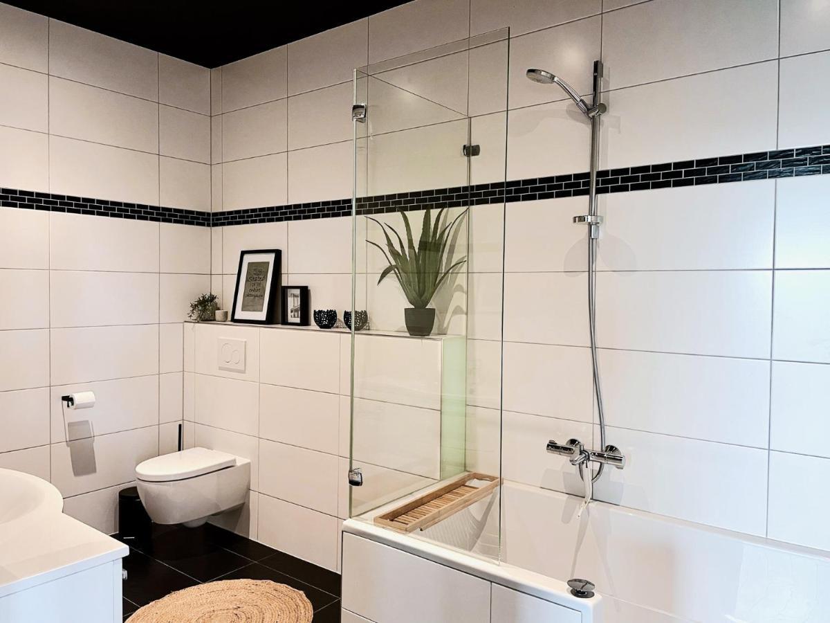 Luxapart Eifel Mit Privater Sauna Harscheid Luaran gambar