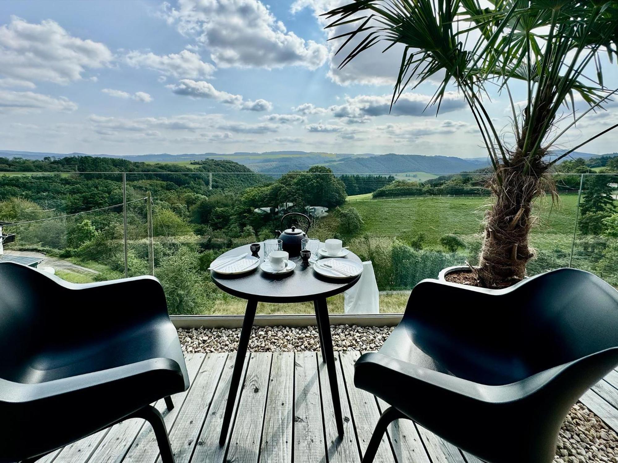 Luxapart Eifel Mit Privater Sauna Harscheid Luaran gambar